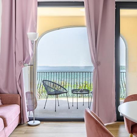 Casa Vacanze Maddalena - Palazzetto Sul Lago - Diamante Rosa 马尔塔 客房 照片