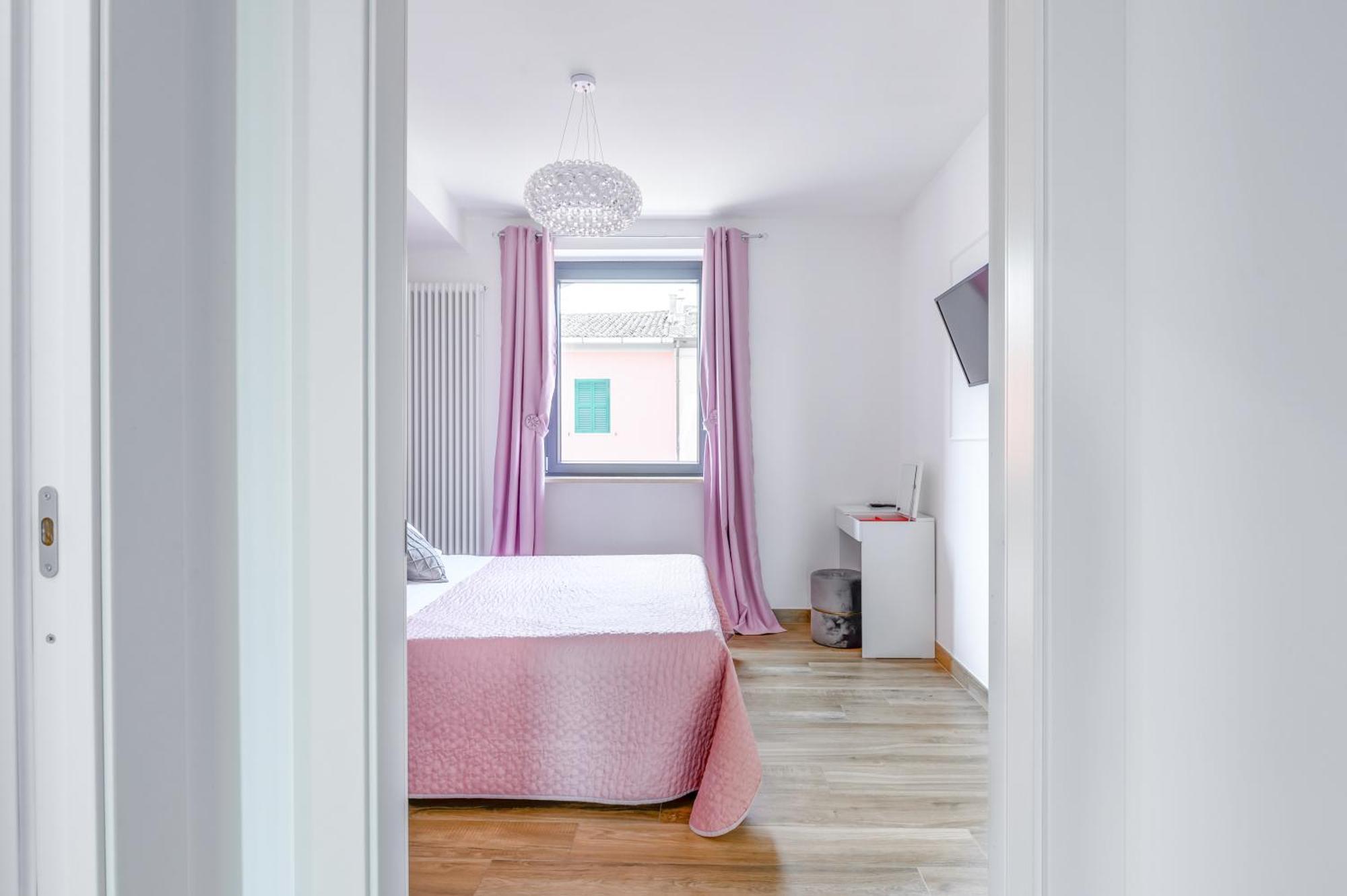 Casa Vacanze Maddalena - Palazzetto Sul Lago - Diamante Rosa 马尔塔 外观 照片