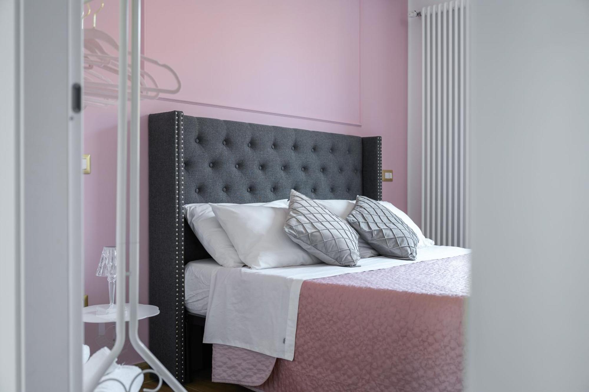 Casa Vacanze Maddalena - Palazzetto Sul Lago - Diamante Rosa 马尔塔 外观 照片