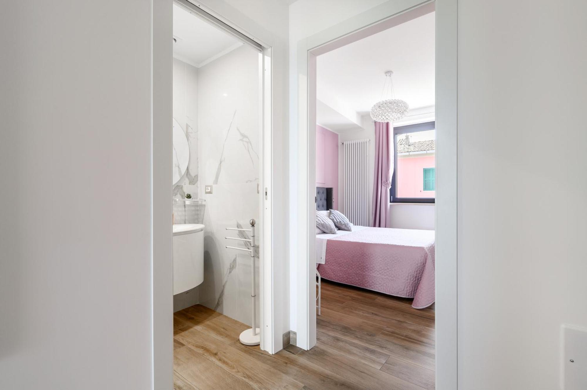 Casa Vacanze Maddalena - Palazzetto Sul Lago - Diamante Rosa 马尔塔 外观 照片