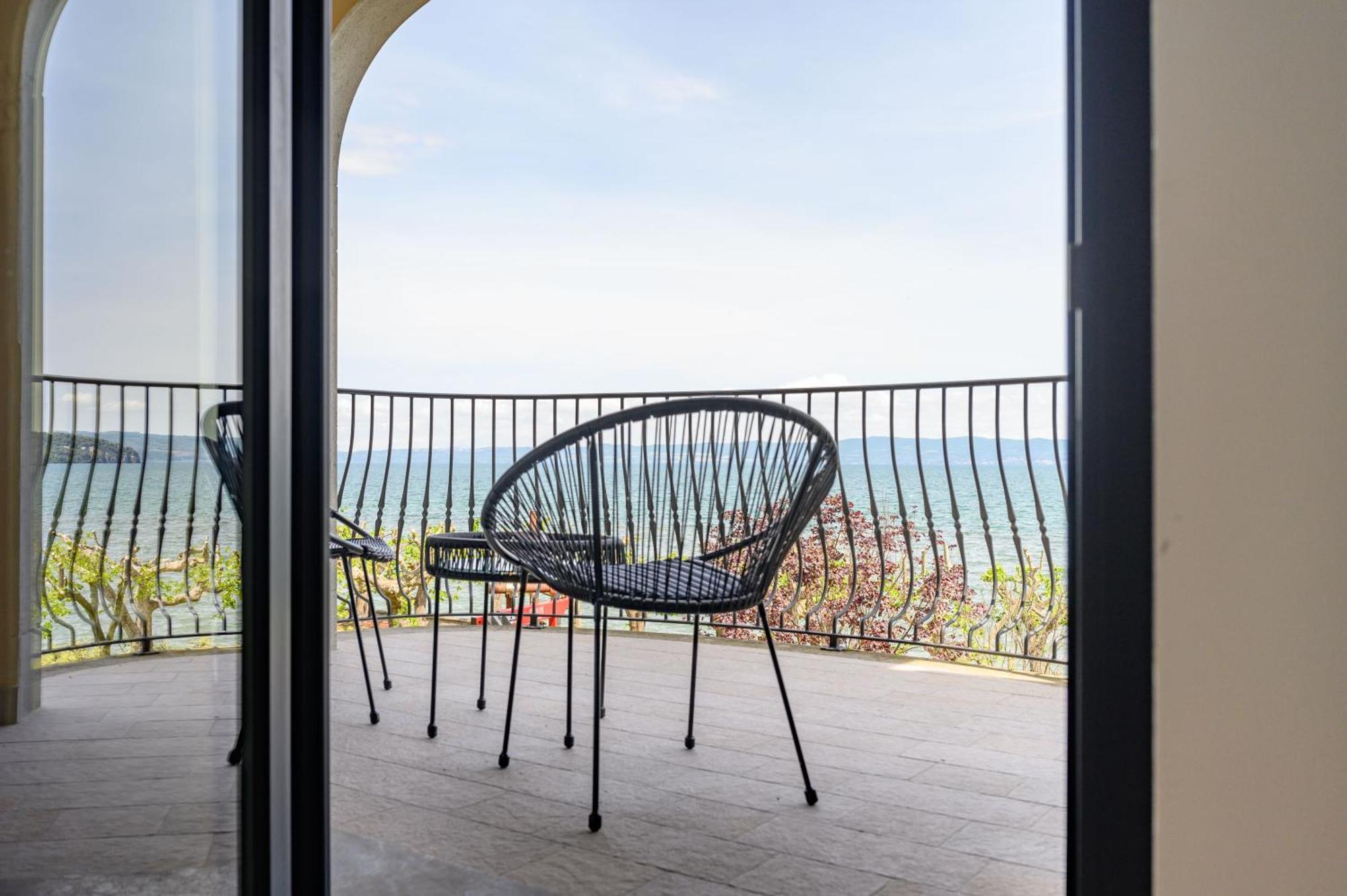 Casa Vacanze Maddalena - Palazzetto Sul Lago - Diamante Rosa 马尔塔 外观 照片