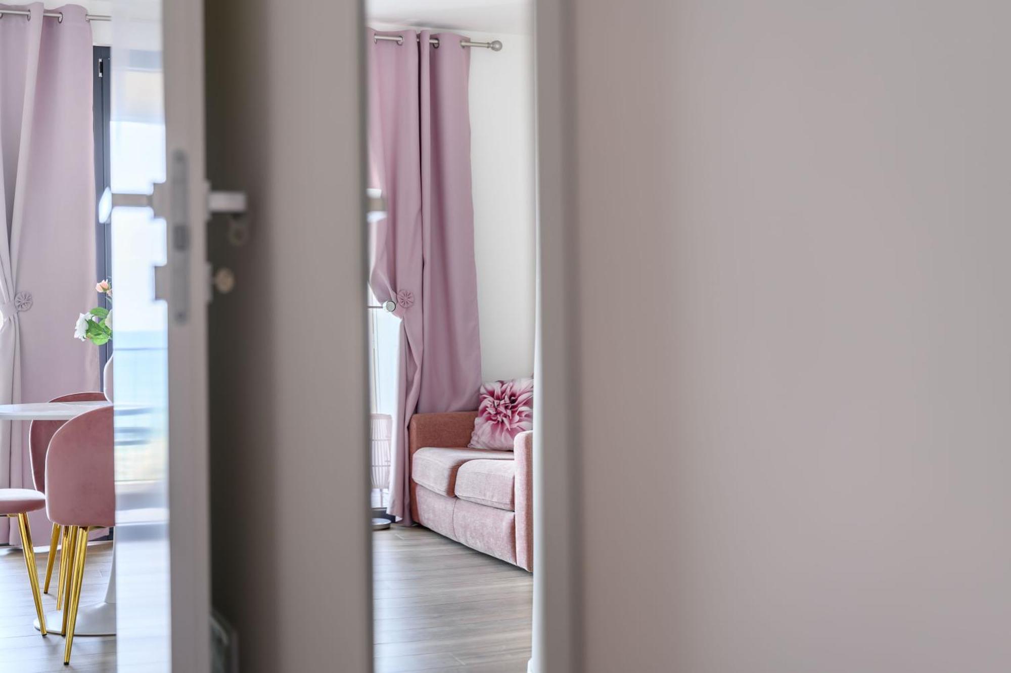 Casa Vacanze Maddalena - Palazzetto Sul Lago - Diamante Rosa 马尔塔 外观 照片